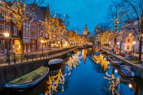 Mega Benelüx & Paris & Colmar & Köln Turu Pegasus Havayolları ile 7 Gece 8 Gün