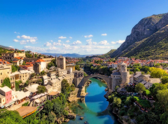 AJET ile Büyük Balkan Turu 6 ÜLKE VİZESİZ