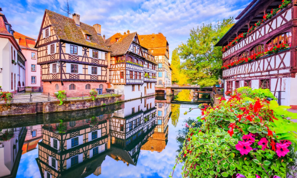 Mega Benelüx & Paris & Colmar & Köln Turu Pegasus Havayolları ile 7 Gece 8 Gün