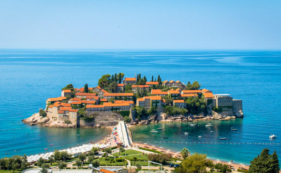 Kosovalı Büyük Balkanlar Turu AJet ile Extra Turlar ve Akşam Yemekleri Dahil