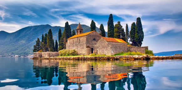 AJET ile Büyük Balkan Turu 6 ÜLKE VİZESİZ