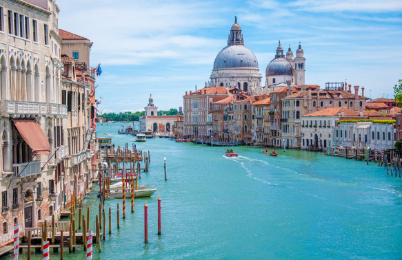 Büyük İtalya Turu Ajet Hava Yolları ile 7 Gece 8 Gün